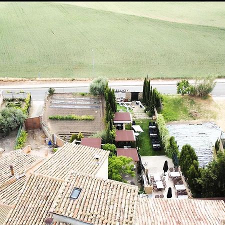 Apartamentos Vino Tinto Y Restaurante Tomate Rosa Adahuesca Buitenkant foto